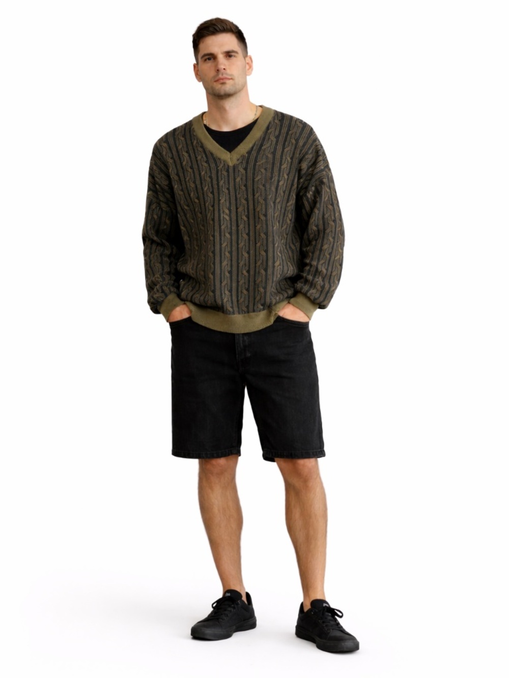 Vintage Black & Olive Green Patterned V-Neck Sweater – Size XL EUC – 30% Wool